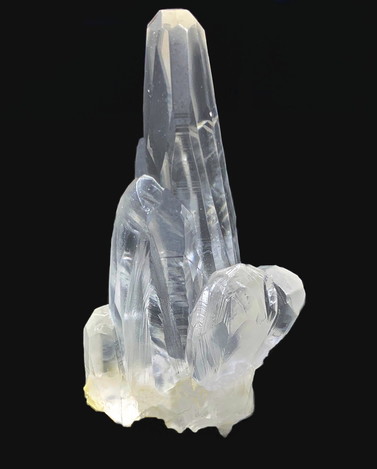 Calcita
6,9 x 3,6 cm.
(Autor: Xavier bordas)