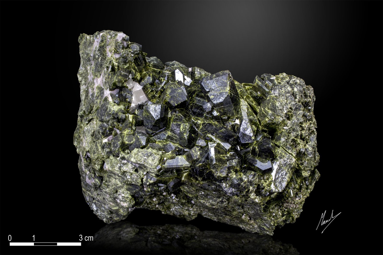 Epidota
104 X 78 mm
(Autor: Manuel Mesa)
