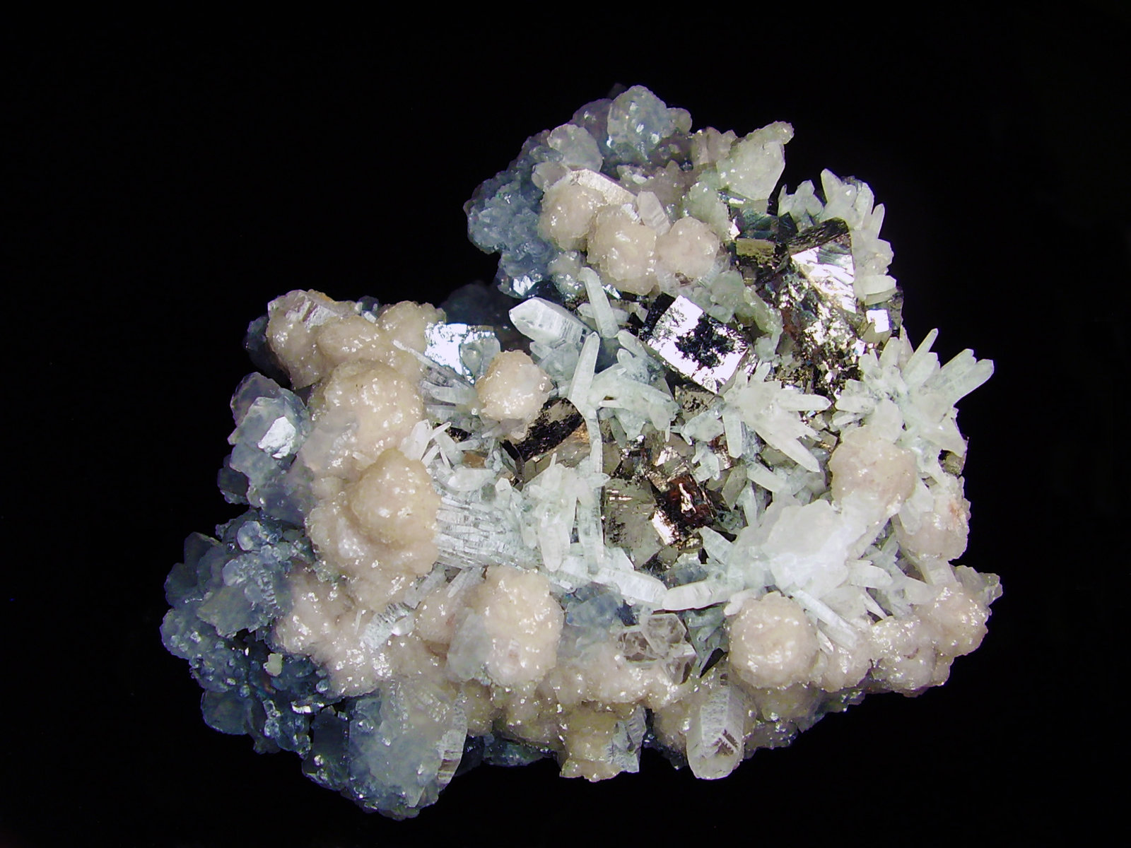 Rodocrosita, Arsenopirita, Cuarzo
9´5x8 cm
(Autor: geoalfon)