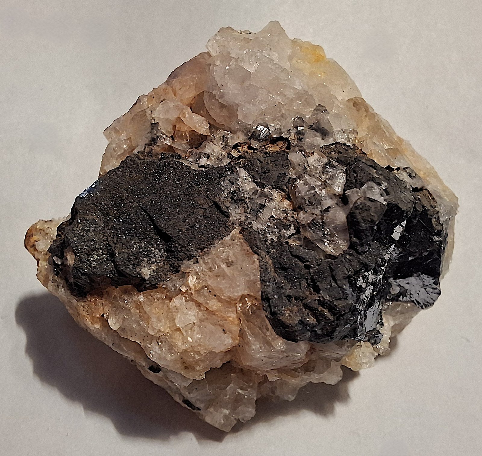 Galena, fluorita
4,5 x 4 x 2,5 cm
(Autor: Frederic Varela)