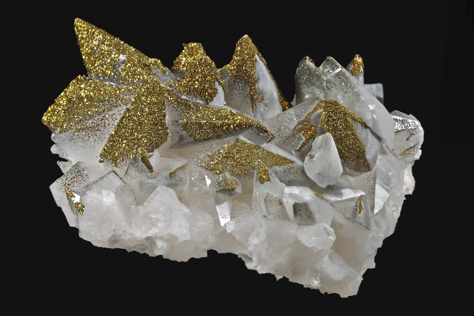 Calcita, Pirita
8,1 x 5,6 cm.
(Autor: Xavier bordas)