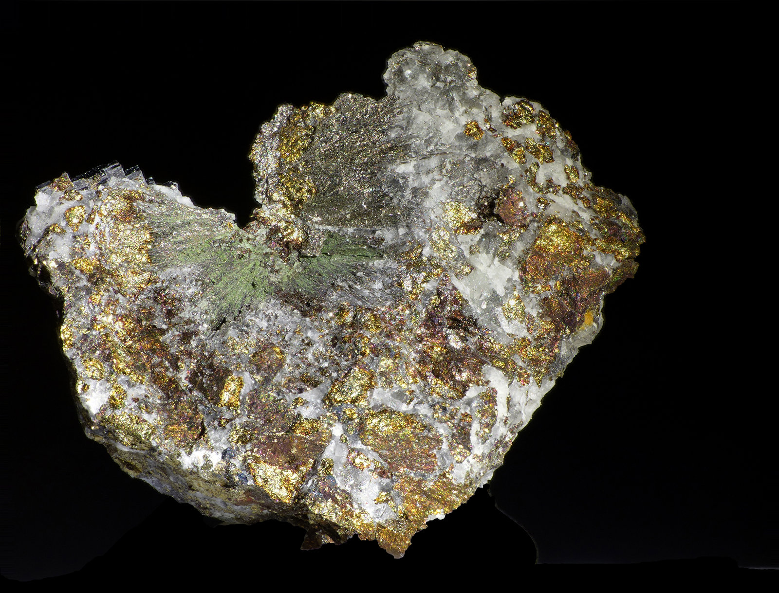 Millerita, Jamborita
3 x 2 x 1,5 cm
(Autor: Mineratlas)