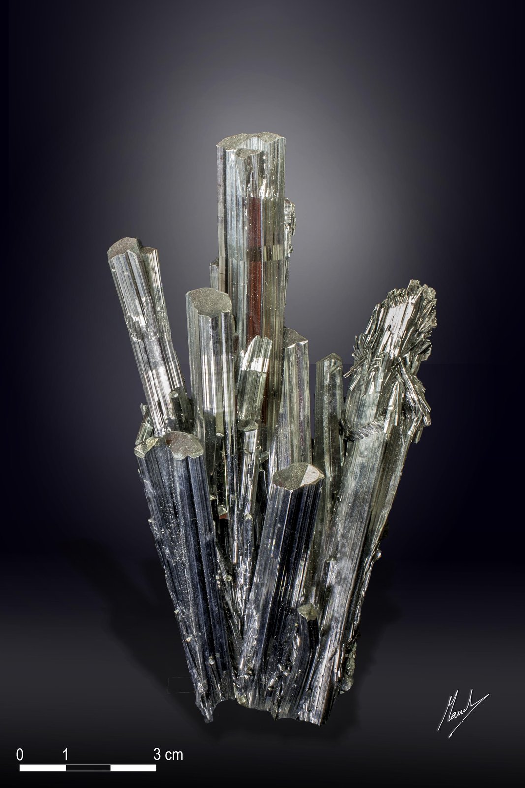 Estibina (Stibnita)
132 X 62 mm
(Autor: Manuel Mesa)