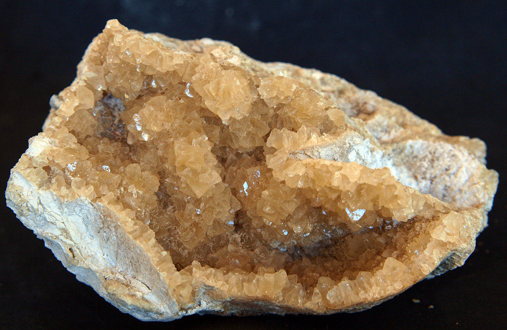 Calcita
12 x 8.5 cm
(Autor: Pedro Antonio)