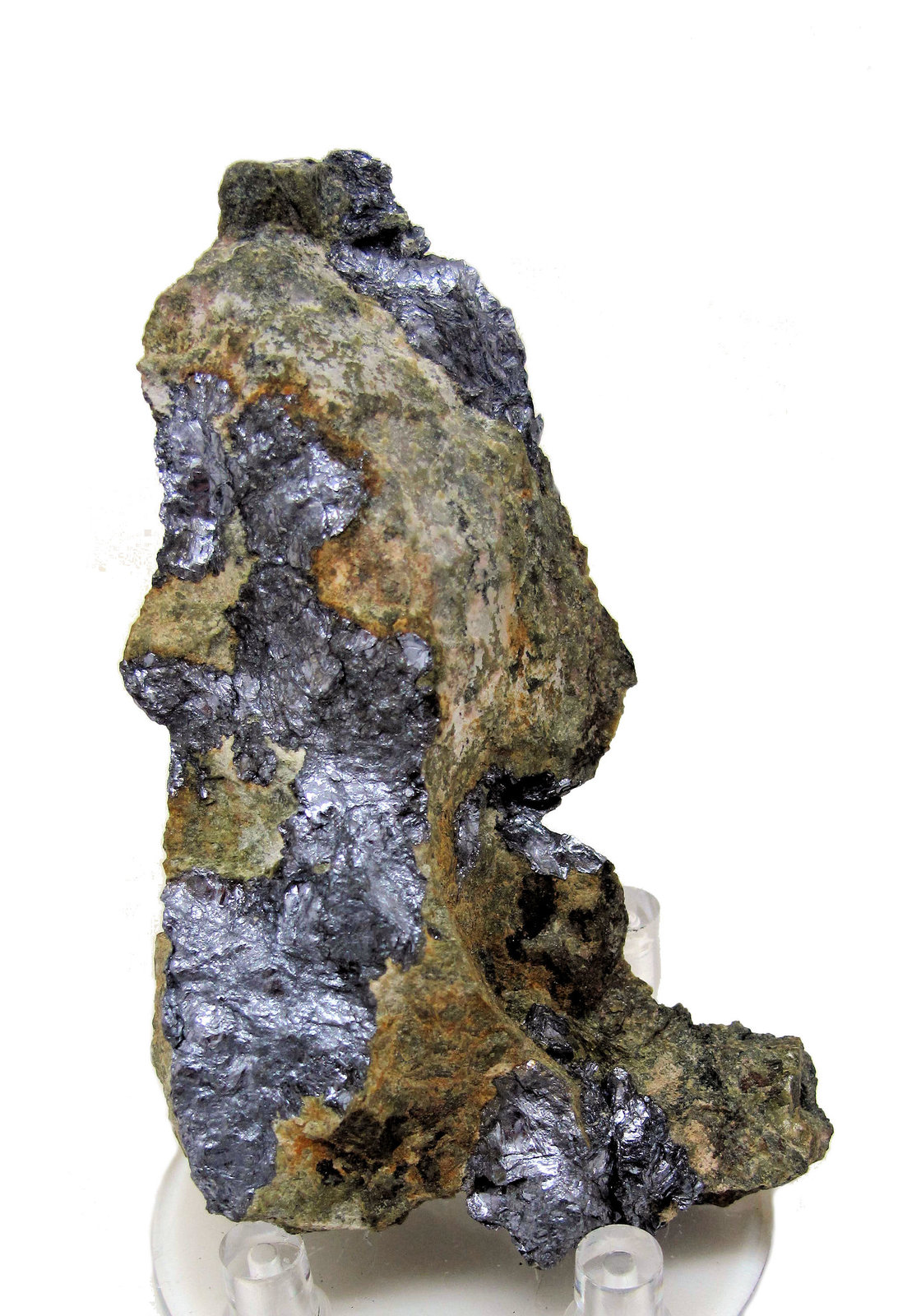 Molibdenita, Epidota
85 mm x 49 mm. Masa: 90,1 g
(Autor: Carles Millan)