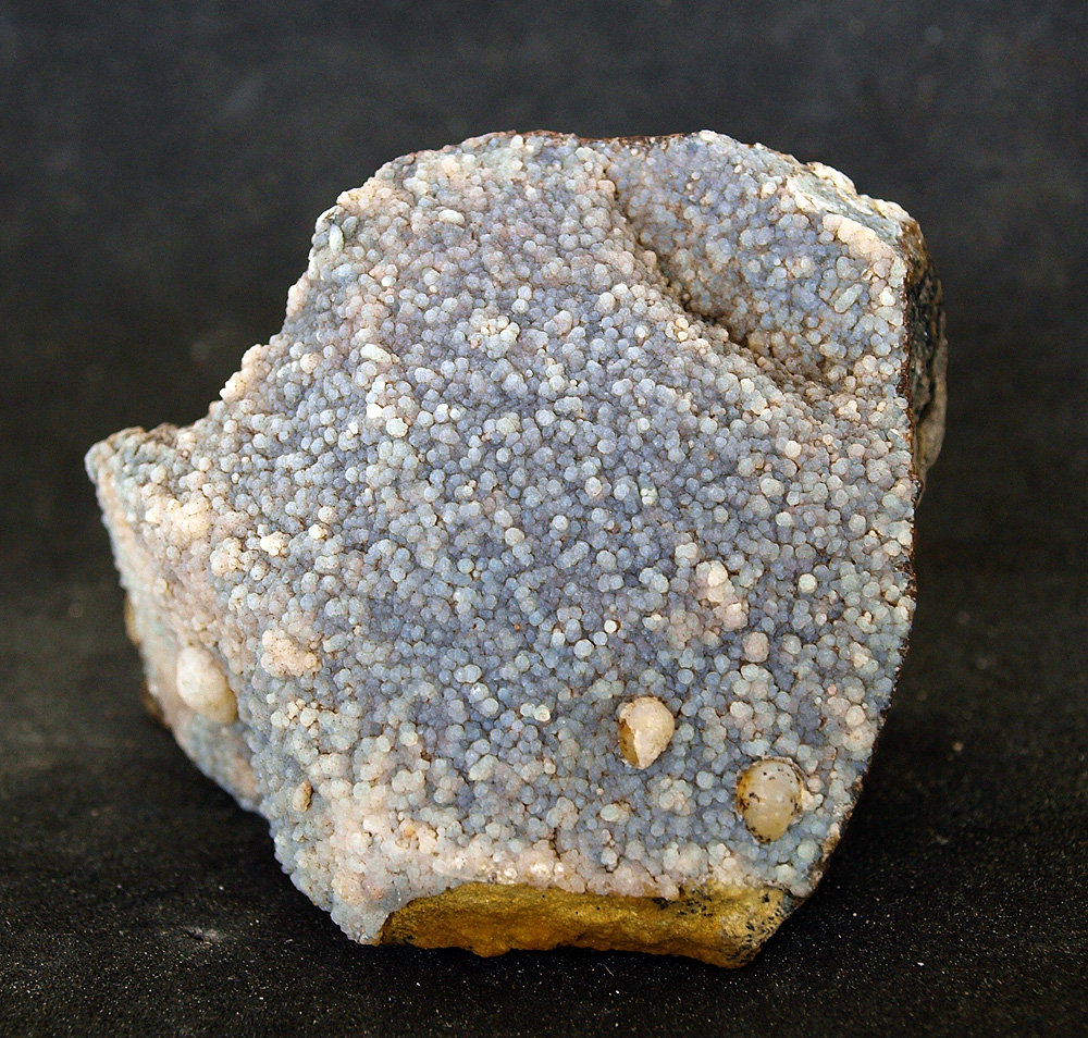 Clinoptilolita sobre Cuarzo (variedad calcedonia)
6 x 5.5 cm
(Autor: Pedro Antonio)
