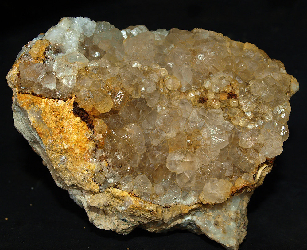 Calcita
10 x 7.5 cm
(Autor: Pedro Antonio)