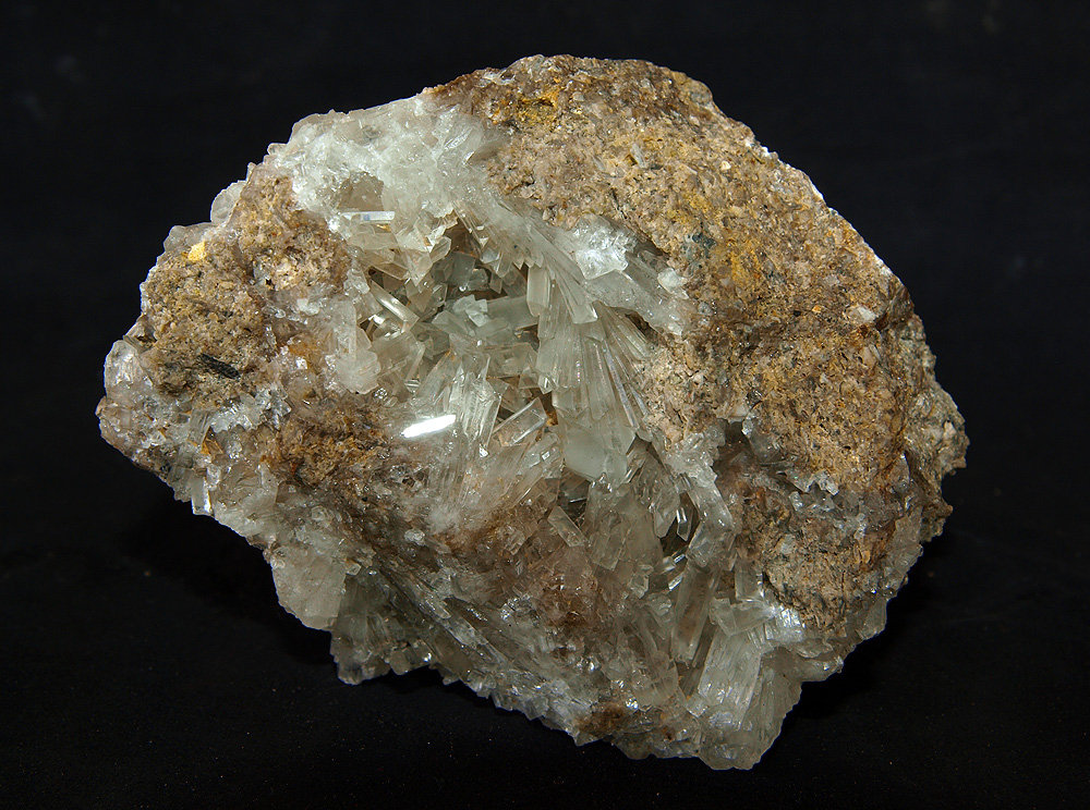 Celestina
8.5 x 7 cm
(Autor: Pedro Antonio)