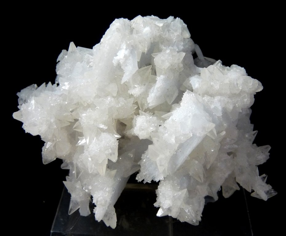 Anhidrita y Calcita.
80x65 mm.
(Autor: Jesus Franquesa Baucells)