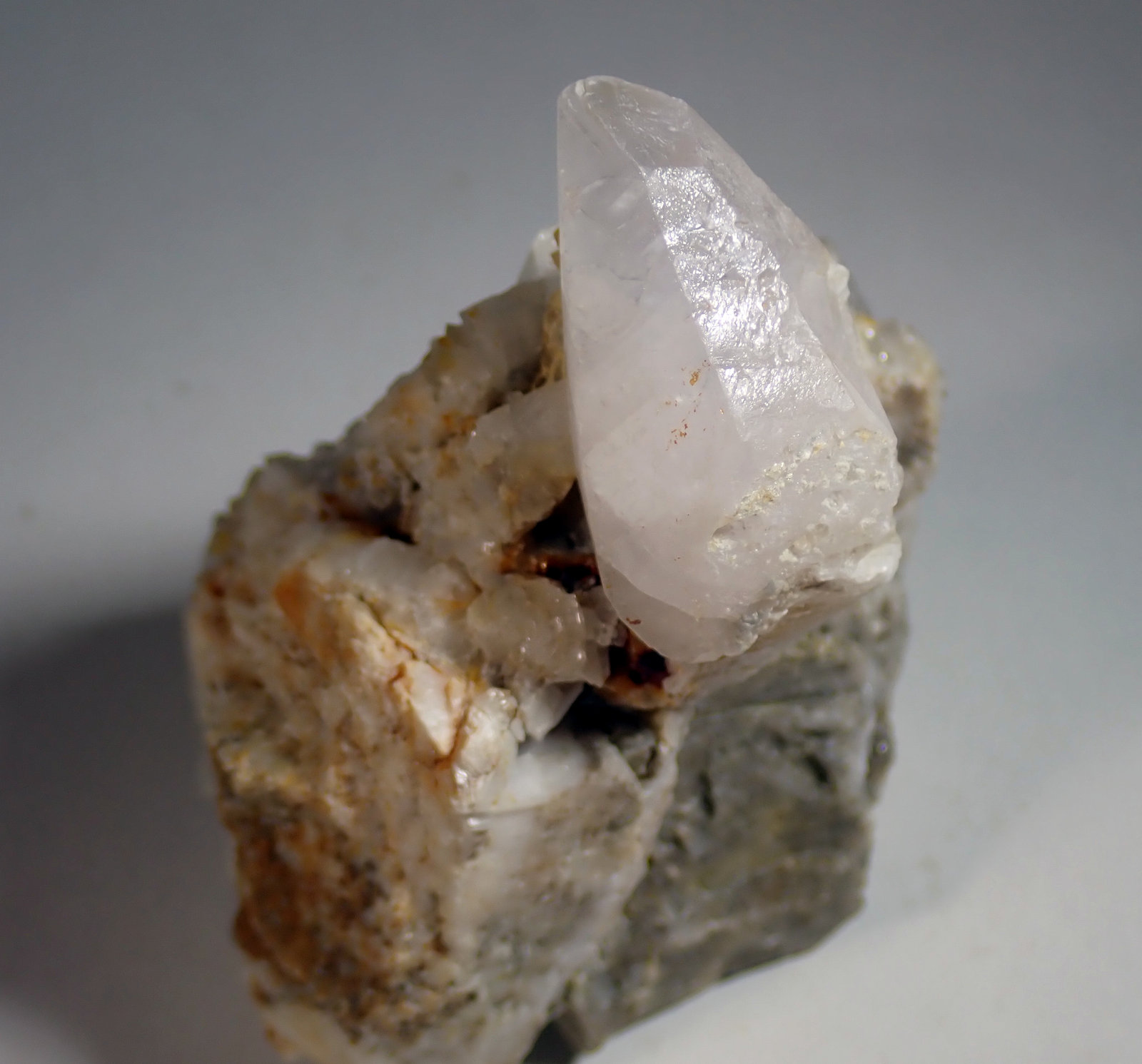 Calcita
Medida: 9,4 x 6,7 x 5,5 cms
(Autor: Joan Martinez Bruguera)