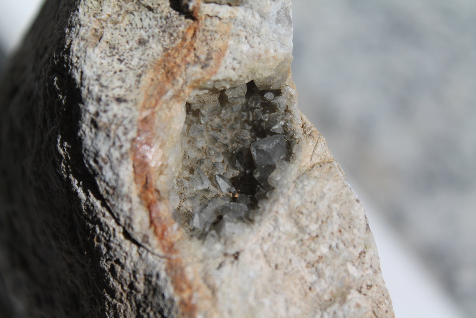 Calcita.
4 cm. geoda.
(Autor: Rafael varela olveira)