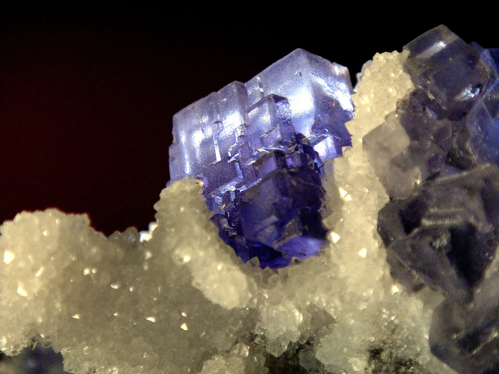 Fluorita y Cuarzo
Cristal de 2 cm.
(Autor: Antonio P. López)
