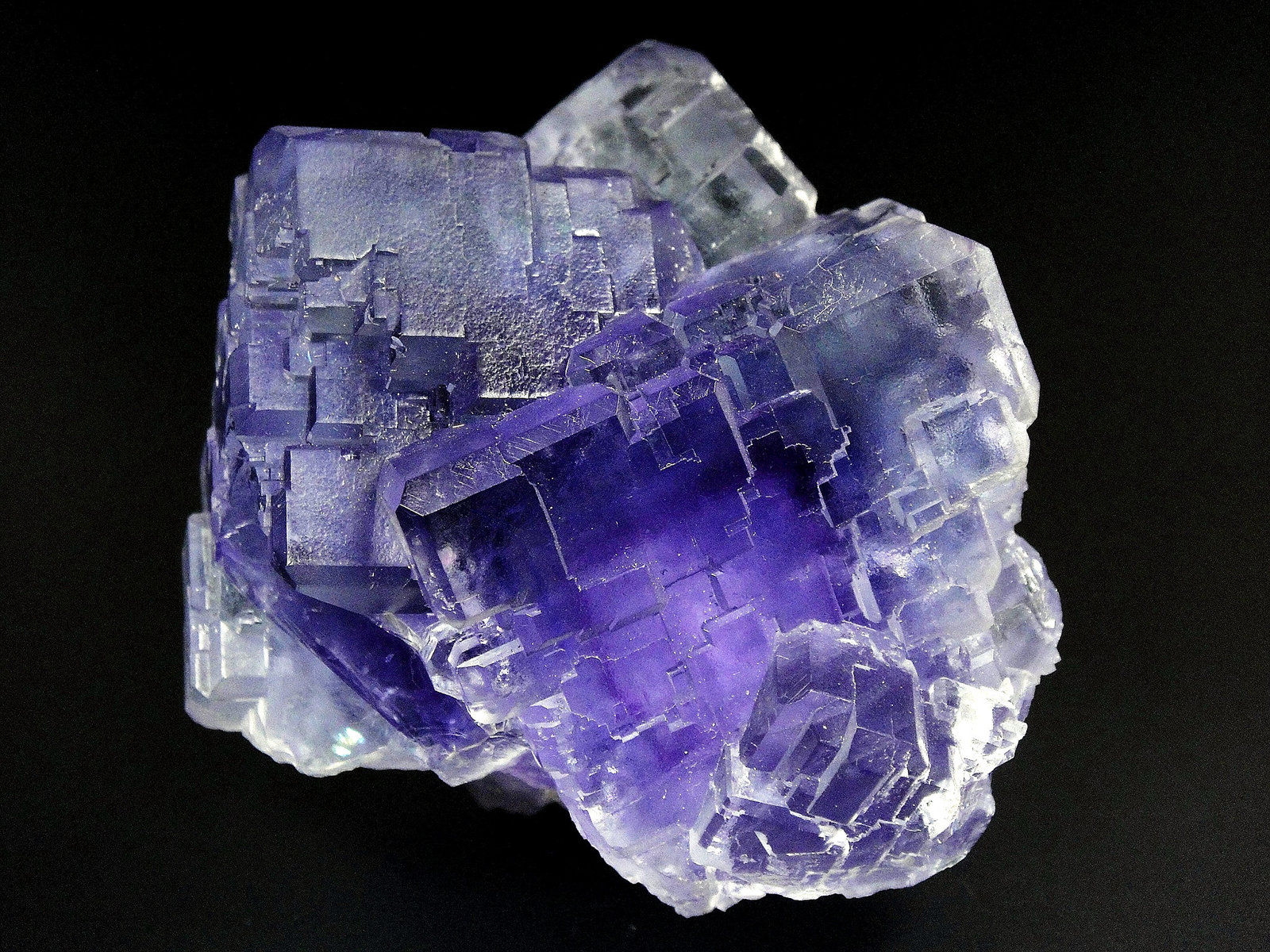 Fluorita
8 x 8 cm.
(Autor: Antonio P. López)