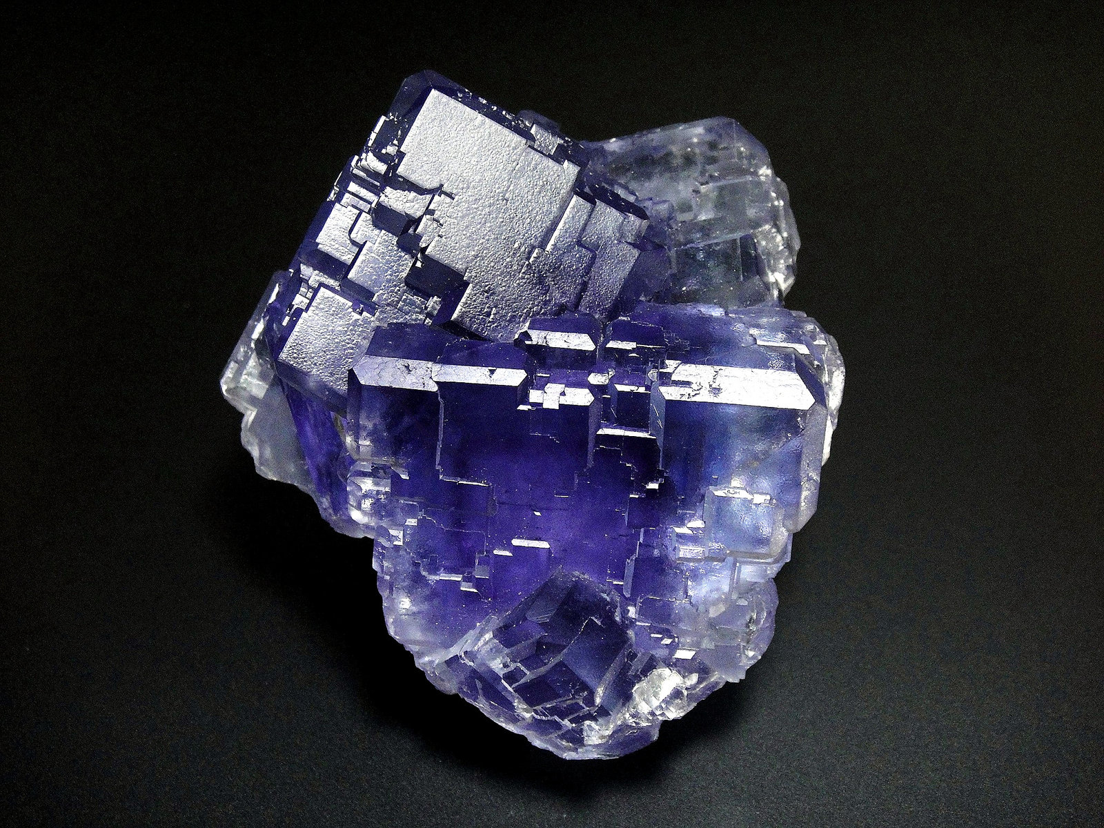 Fluorita
8 x 8 cm.
(Autor: Antonio P. López)