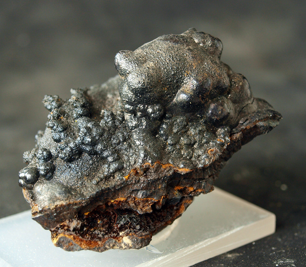 Goethita
5 x 3.5 cm
(Autor: Pedro Antonio)