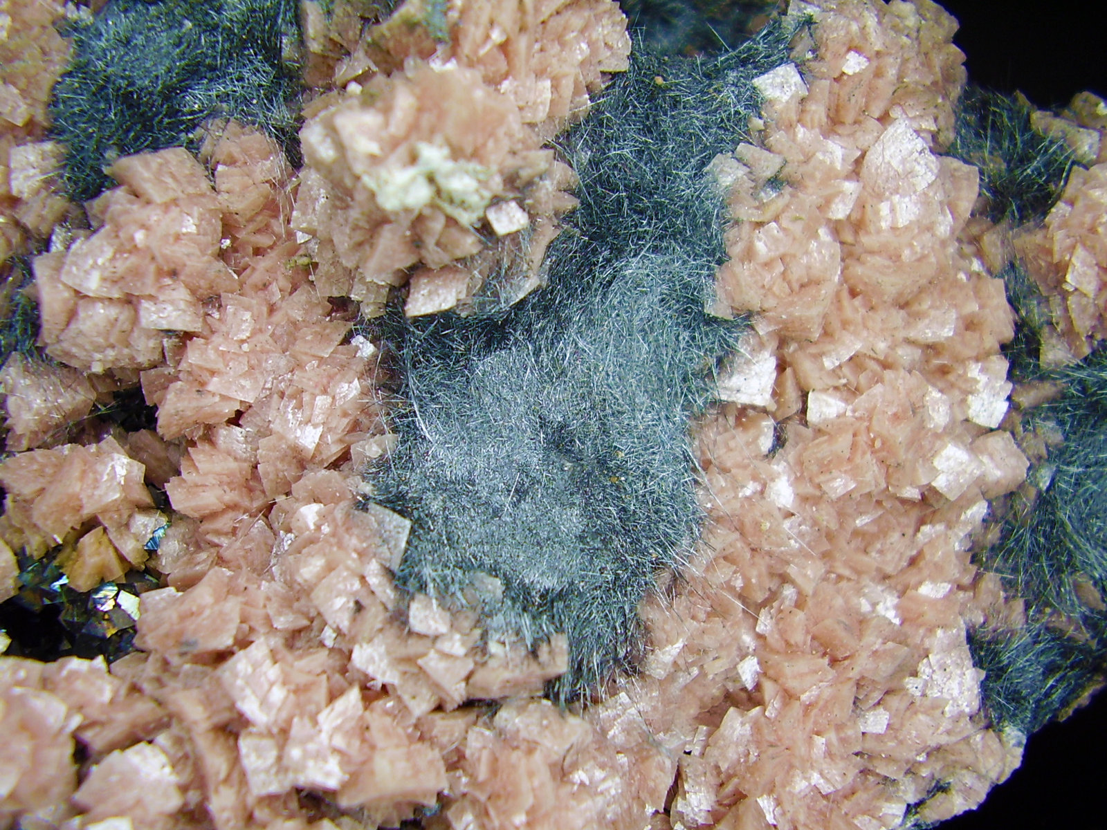 Rodocrosita, Boulangerita
14x12 cm
(Autor: geoalfon)
