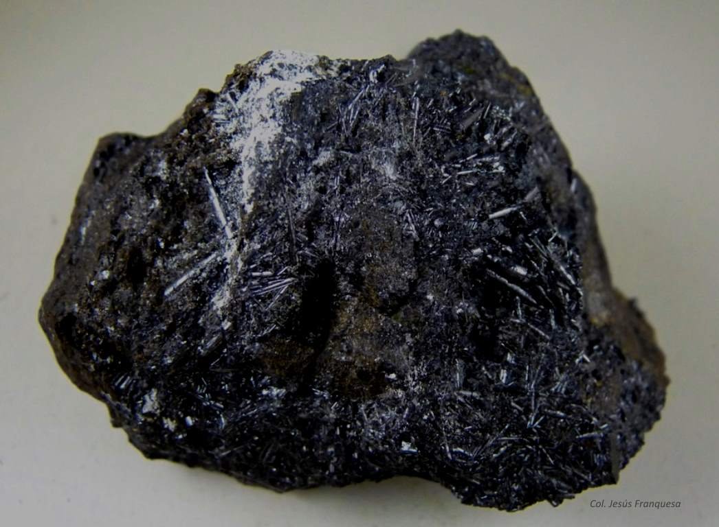 Cilindrita.
70x40 mm.
(Autor: Jesus Franquesa Baucells)