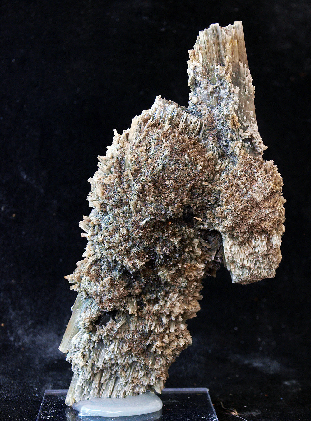 Aragonito
11 x 5.5 cm
(Autor: Pedro Antonio)