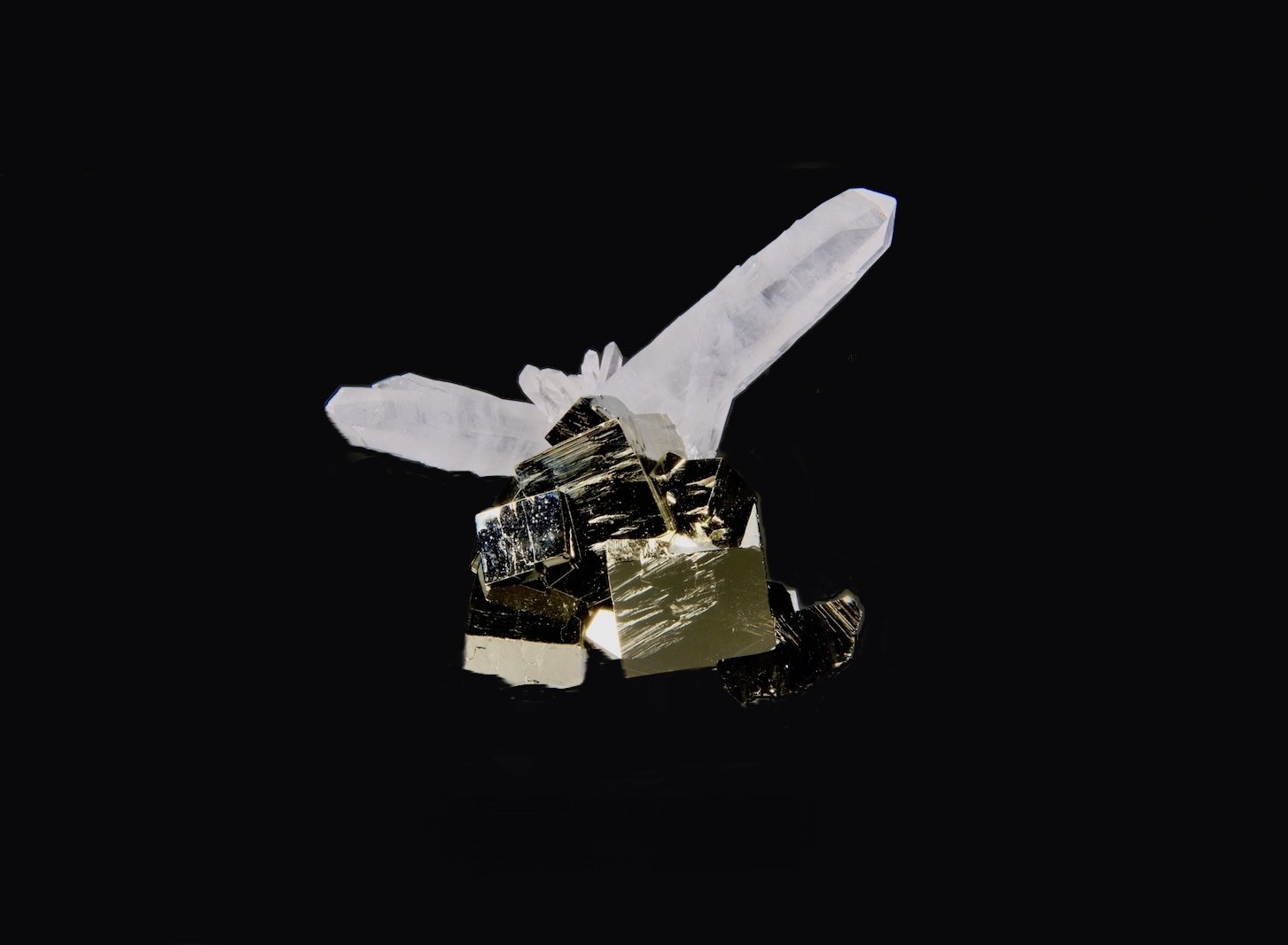 Pirita, Cuarzo
6,5 x 5,6 cm.
(Autor: Xavier bordas)