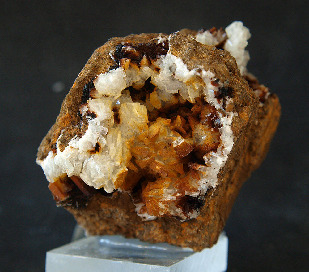 Baritina
6 x 6 cm
(Autor: Pedro Antonio)