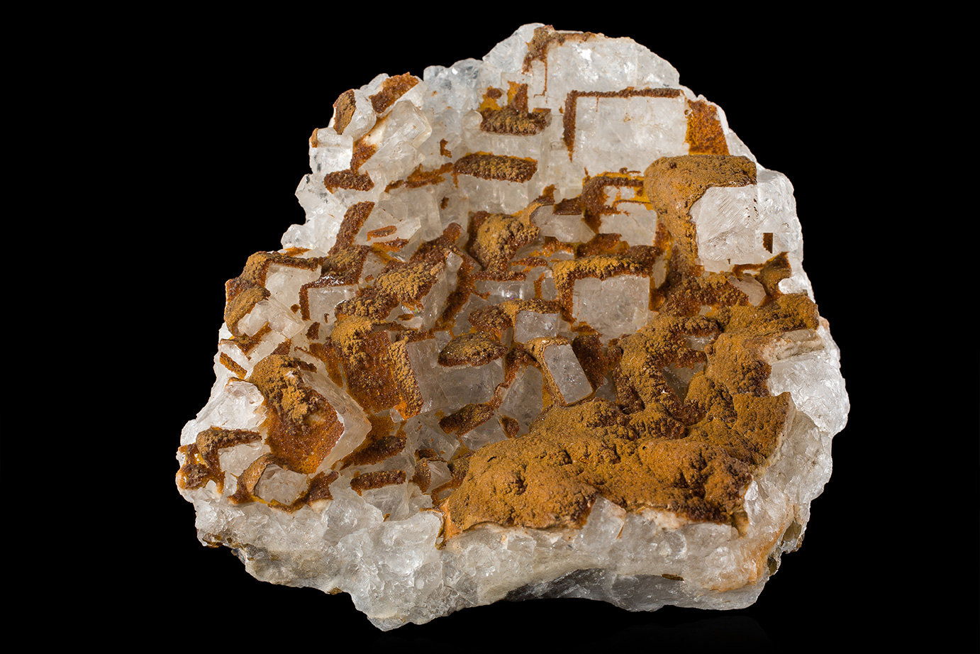 Cryolita con Siderita
10 x 7 x 8 cm
(Autor: Museo MIM)