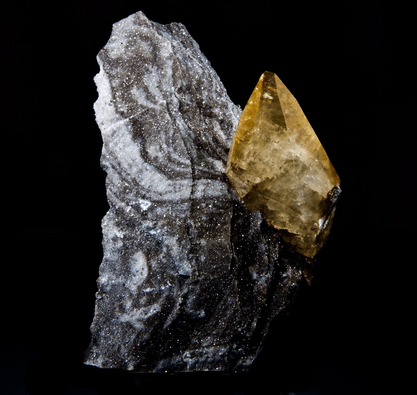 Calcita
14,3 x 8,1 cm.
(Autor: Xavier bordas)