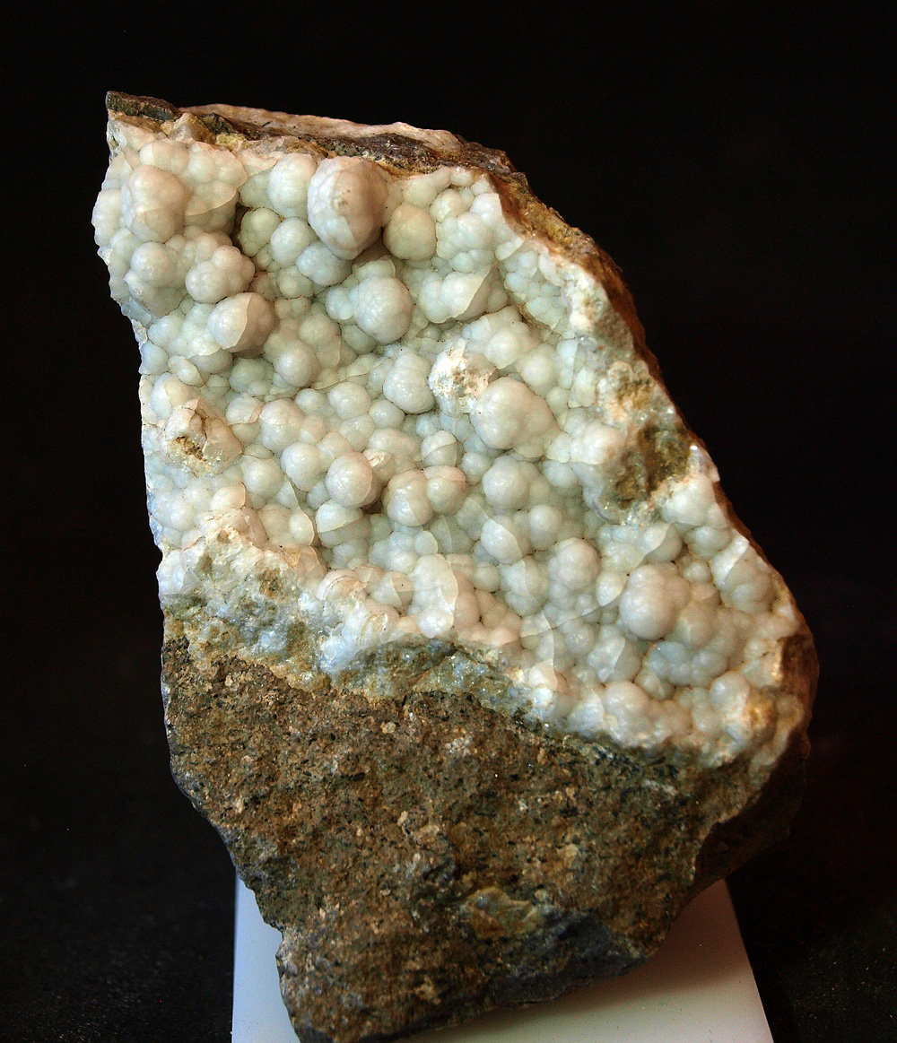 Cuarzo (variedad calcedonia)
6.5 x 5 cm
(Autor: Pedro Antonio)