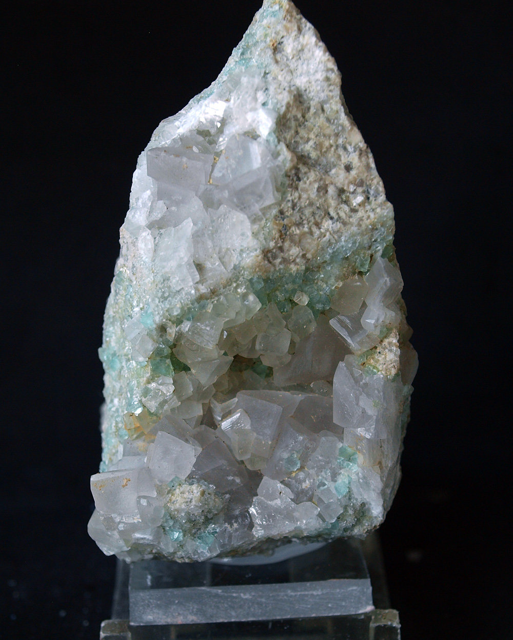 Calcita y Fluorita
7.5 x 3.5 cm
(Autor: Pedro Antonio)