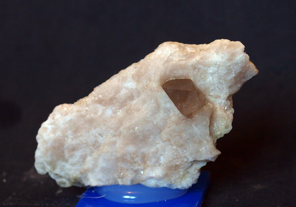 Dolomita (variedad teruelita)
6 x 3 cm
(Autor: Pedro Antonio)