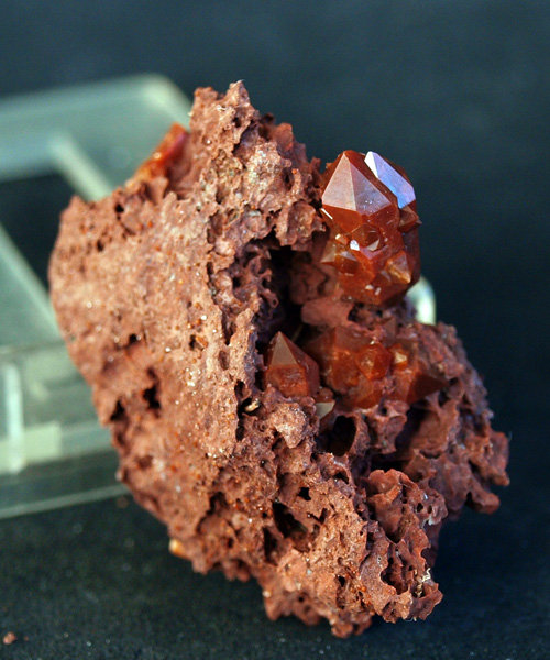 Cuarzo (variedad hematoideo)
4.5 x 3 cm
(Autor: Pedro Antonio)