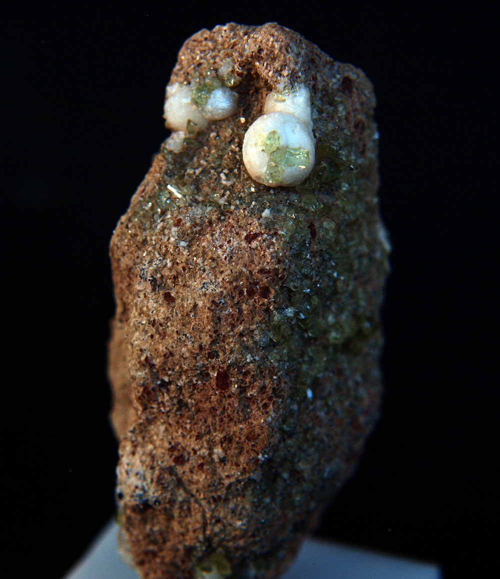 Fluorapatito, Calcita
7 x 2 cm
(Autor: Pedro Antonio)