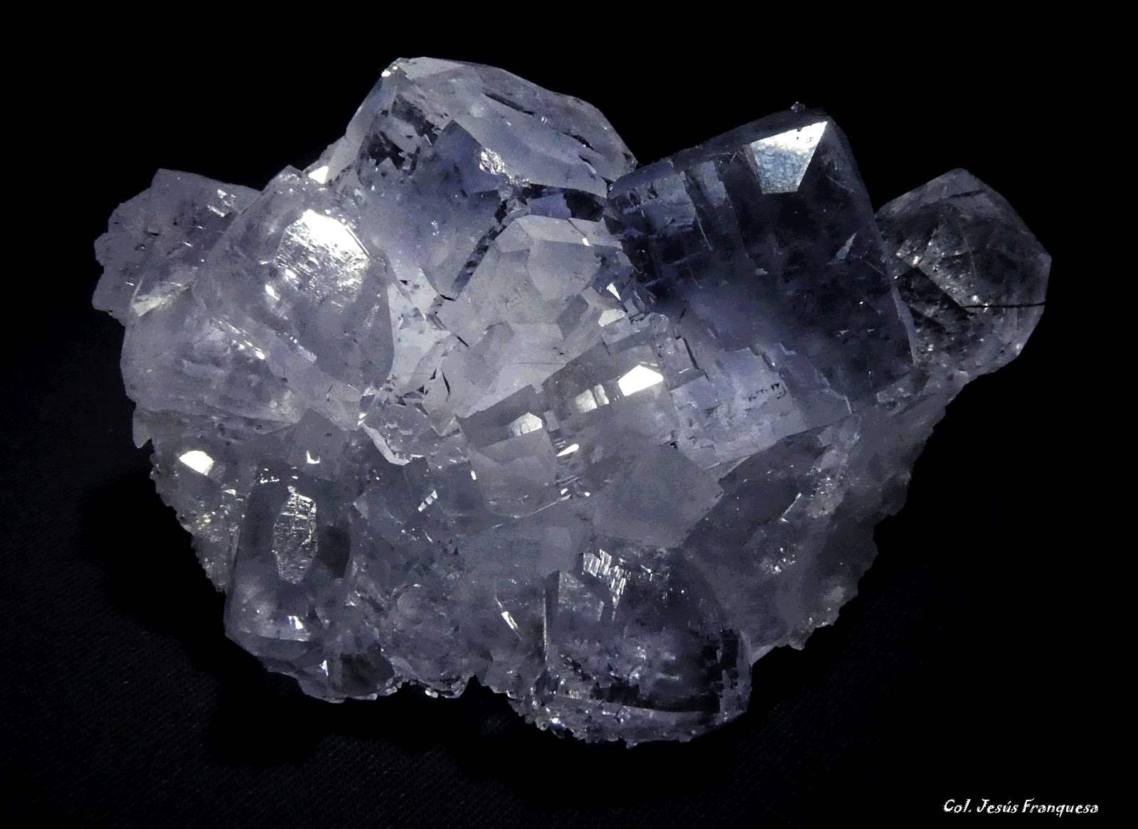 Fluorita
75x45 mm.
(Autor: Jesus Franquesa Baucells)