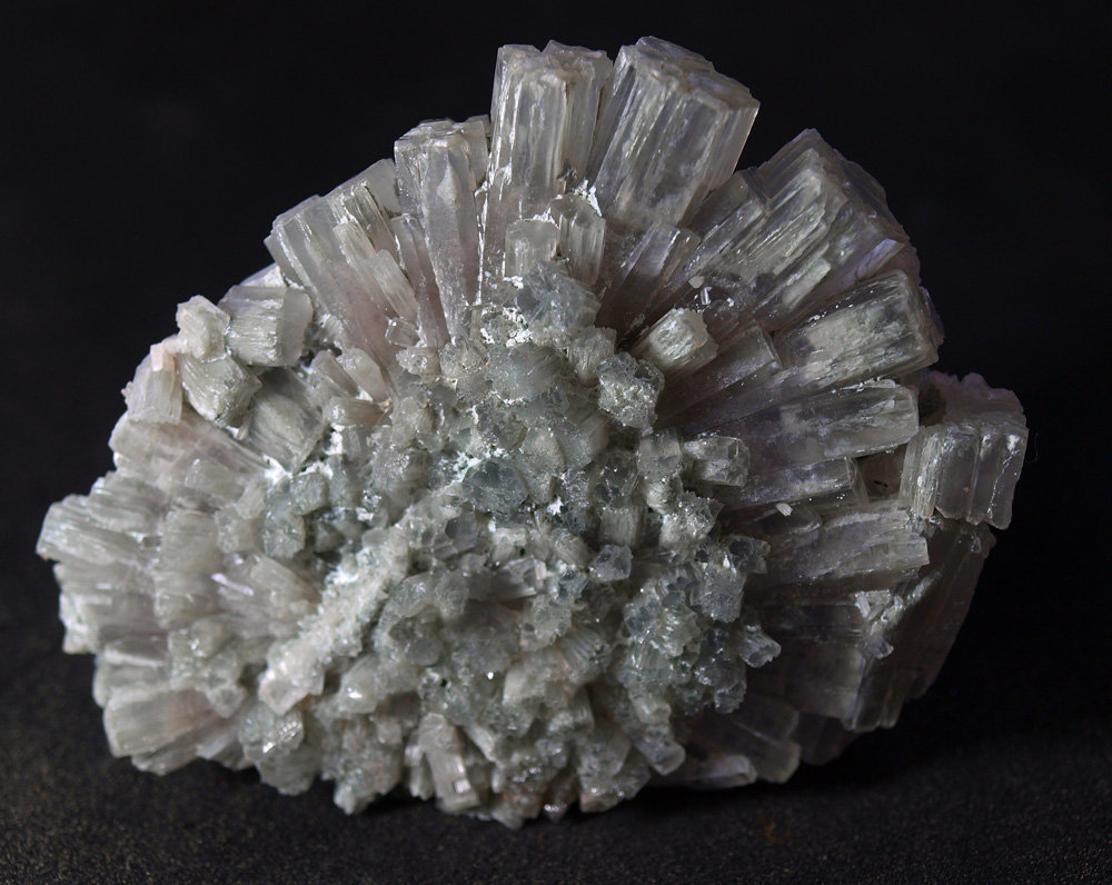 Aragonito
5 x 6.5 cm
(Autor: Fed..Esp..de Mineralogía)