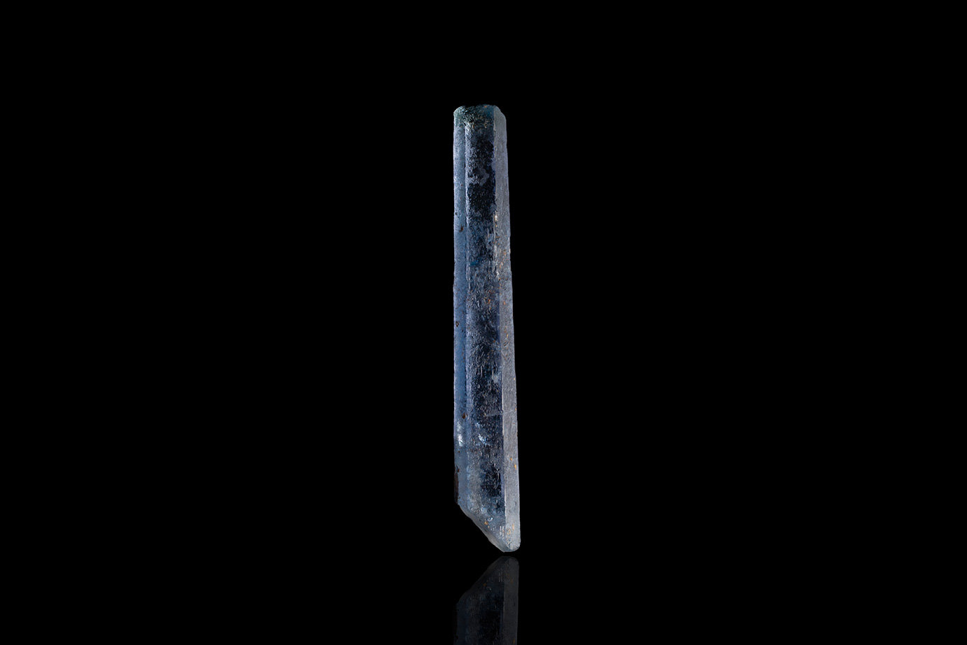 Jeremejevita
0.5 x 0.5 x 3.5 cm
(Autor: Museo MIM)