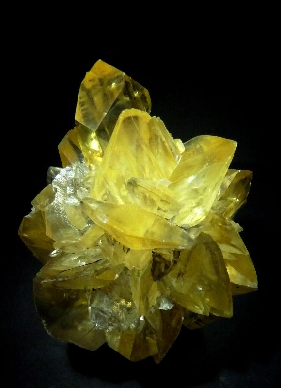 Yeso
80x70 mm.
(Autor: Jesus Franquesa Baucells)
