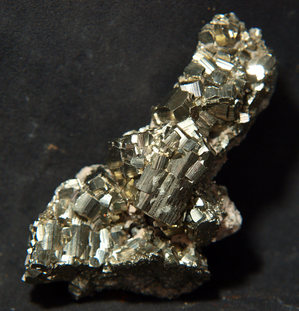 Pirita
8 x 4 cm
(Autor: Pedro Antonio)