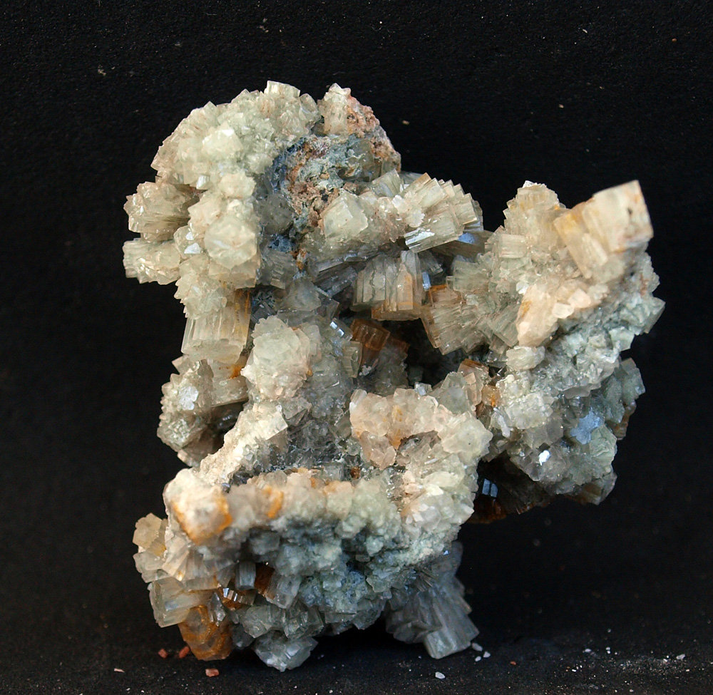 Aragonito
6 x 5 cm
(Autor: Pedro Antonio)