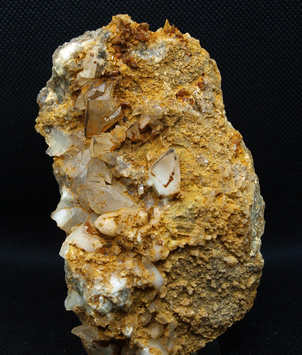 Calcita
11 x 6.5 cm
(Autor: Pedro Antonio)