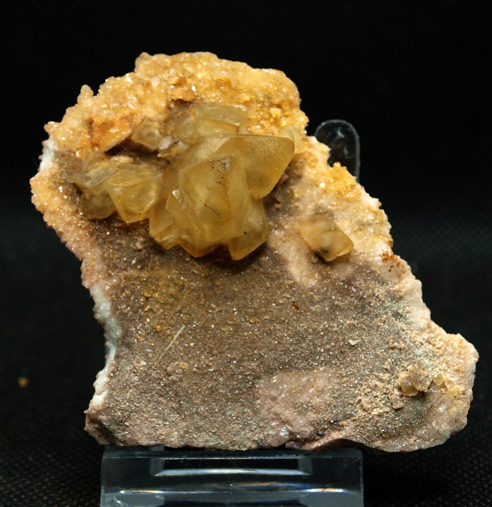 Calcita
8 x 5.5 cm
(Autor: Pedro Antonio)