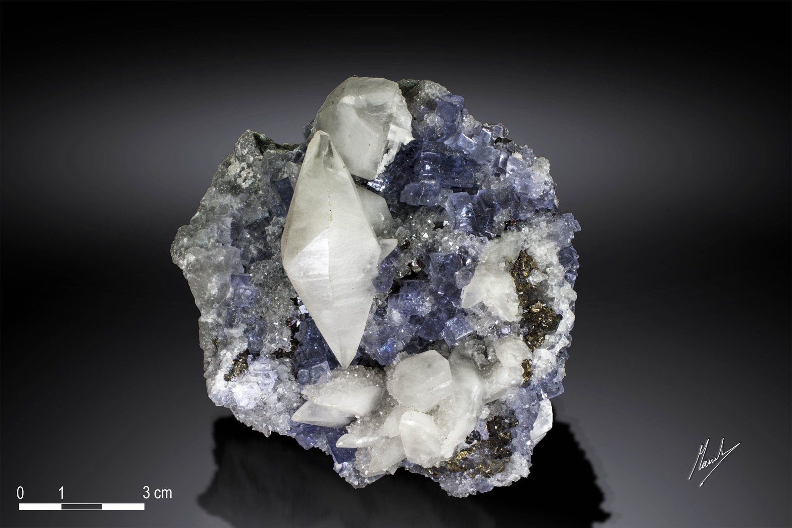 Calcita sobre Fluorita
100 x 95 mm
(Autor: Manuel Mesa)