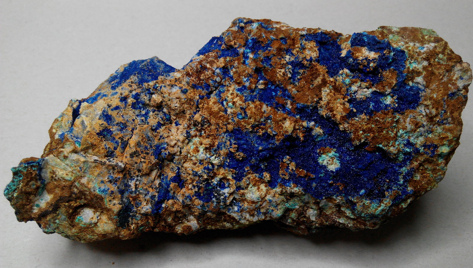 Azurita
12 x 6,4 x 4,1 cm
(Autor: Frederic Varela)