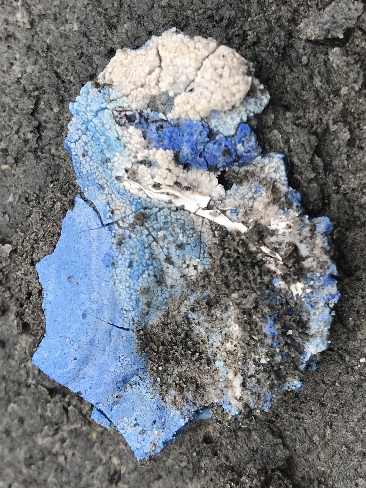 Haüyna
3,5 x 3,0 cm.
(Autor: MiguelHernandez)