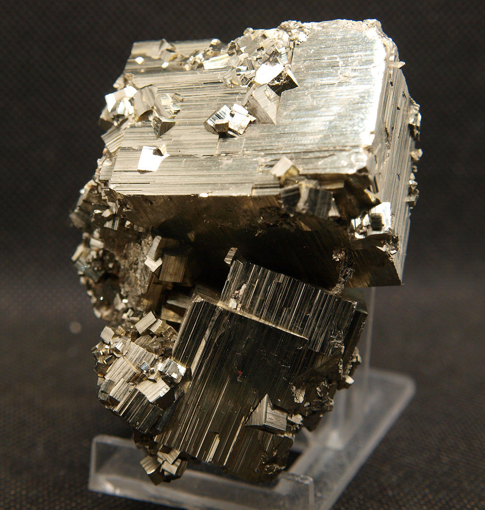 Pirita
8 x 6 cm
(Autor: Pedro Antonio)