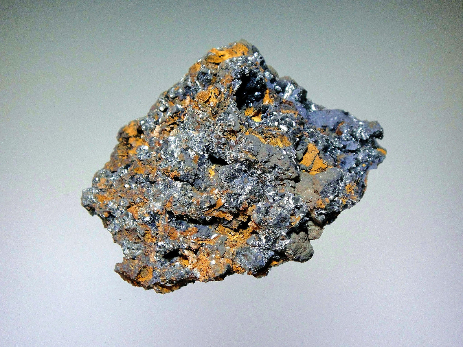 Pirolusita
7 x 6 cm.
(Autor: Antonio P. López)