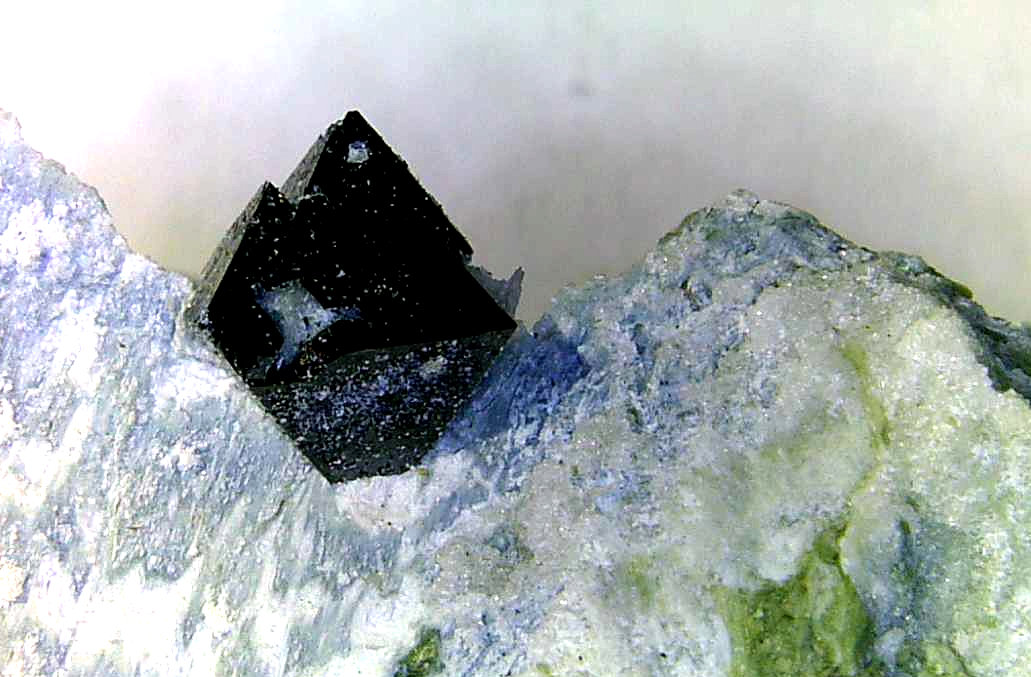 Magnetita
Cristal de 5 mm.
(Autor: Antonio P. López)