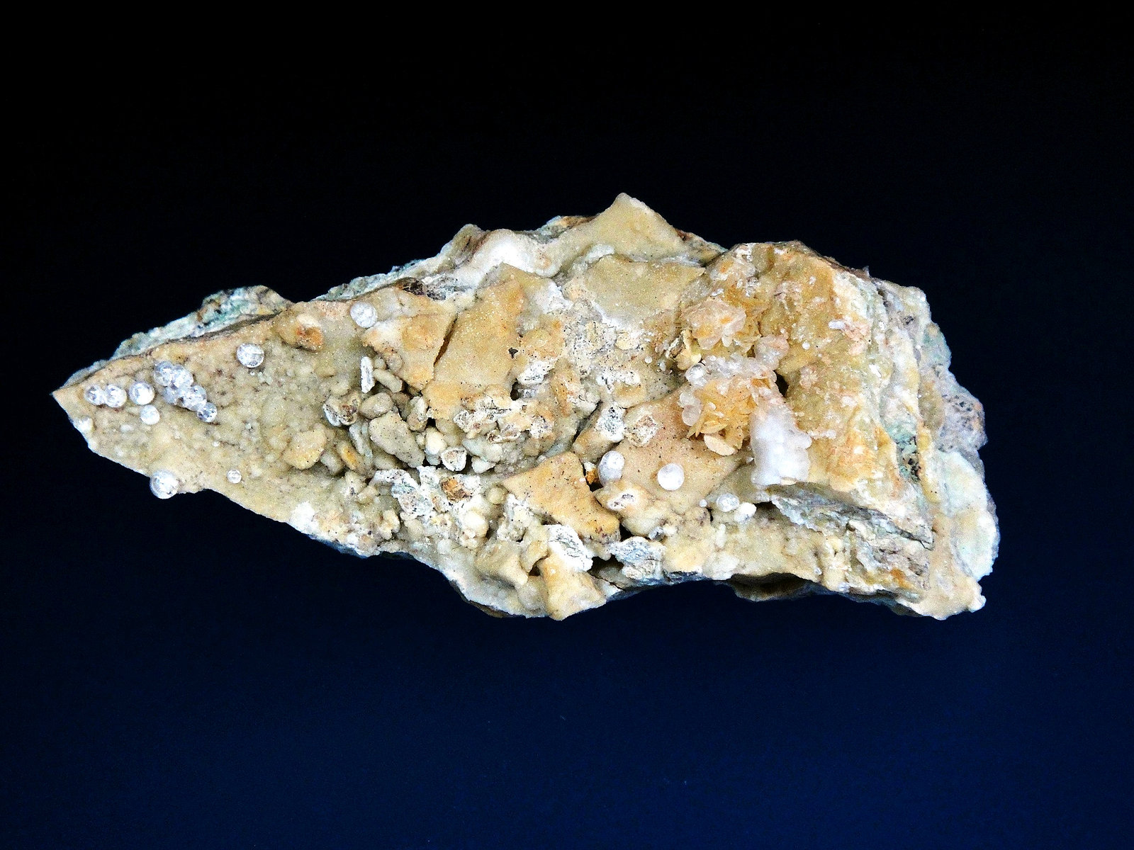 Melanoflogita
8 x 4 cm.
(Autor: Antonio P. López)