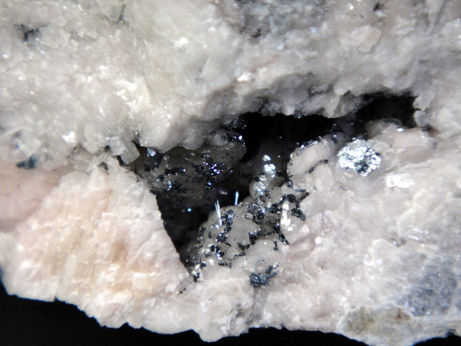Hematites
Campo de visión 3 cm.
(Autor: Antonio P. López)