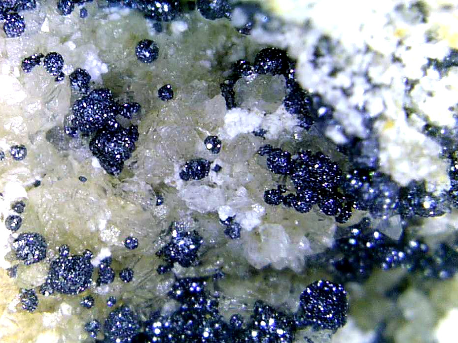 Hetaerolita
Campo de visión 5 mm.
(Autor: Antonio P. López)