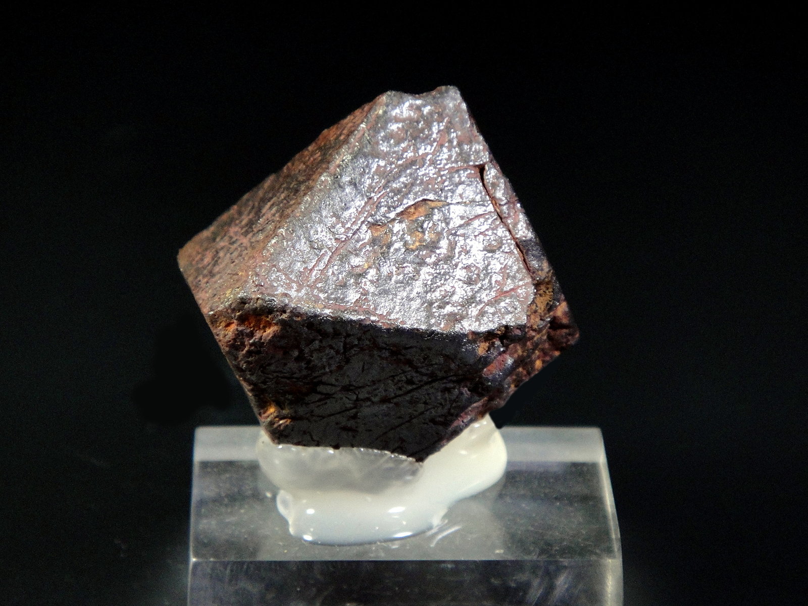 Magnetita
4 x 3 cm.
(Autor: Antonio P. López)