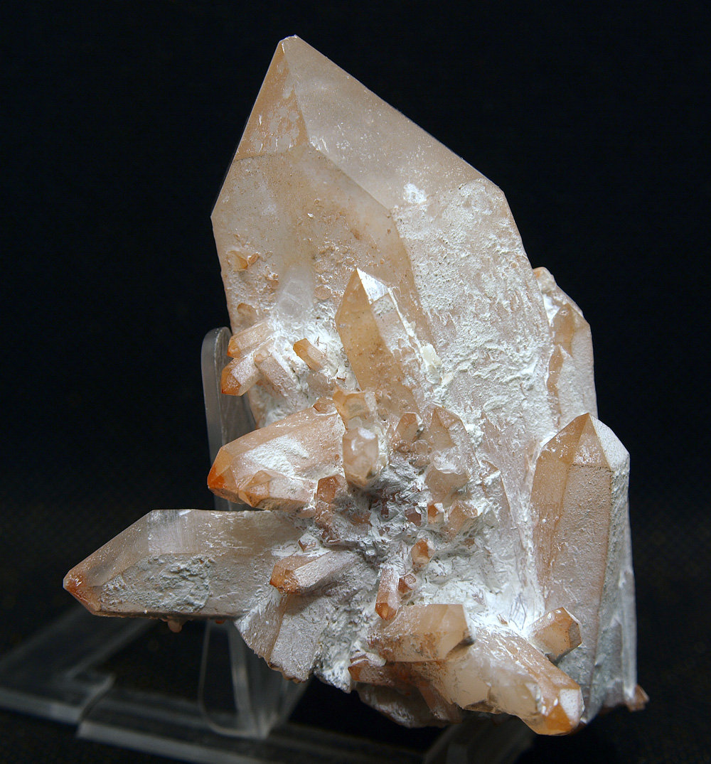 Cuarzo
8.5 x 7 cm
(Autor: Pedro Antonio)